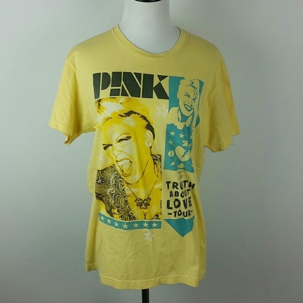 PINK Graphic Tour Tee Shirt Yellow B2